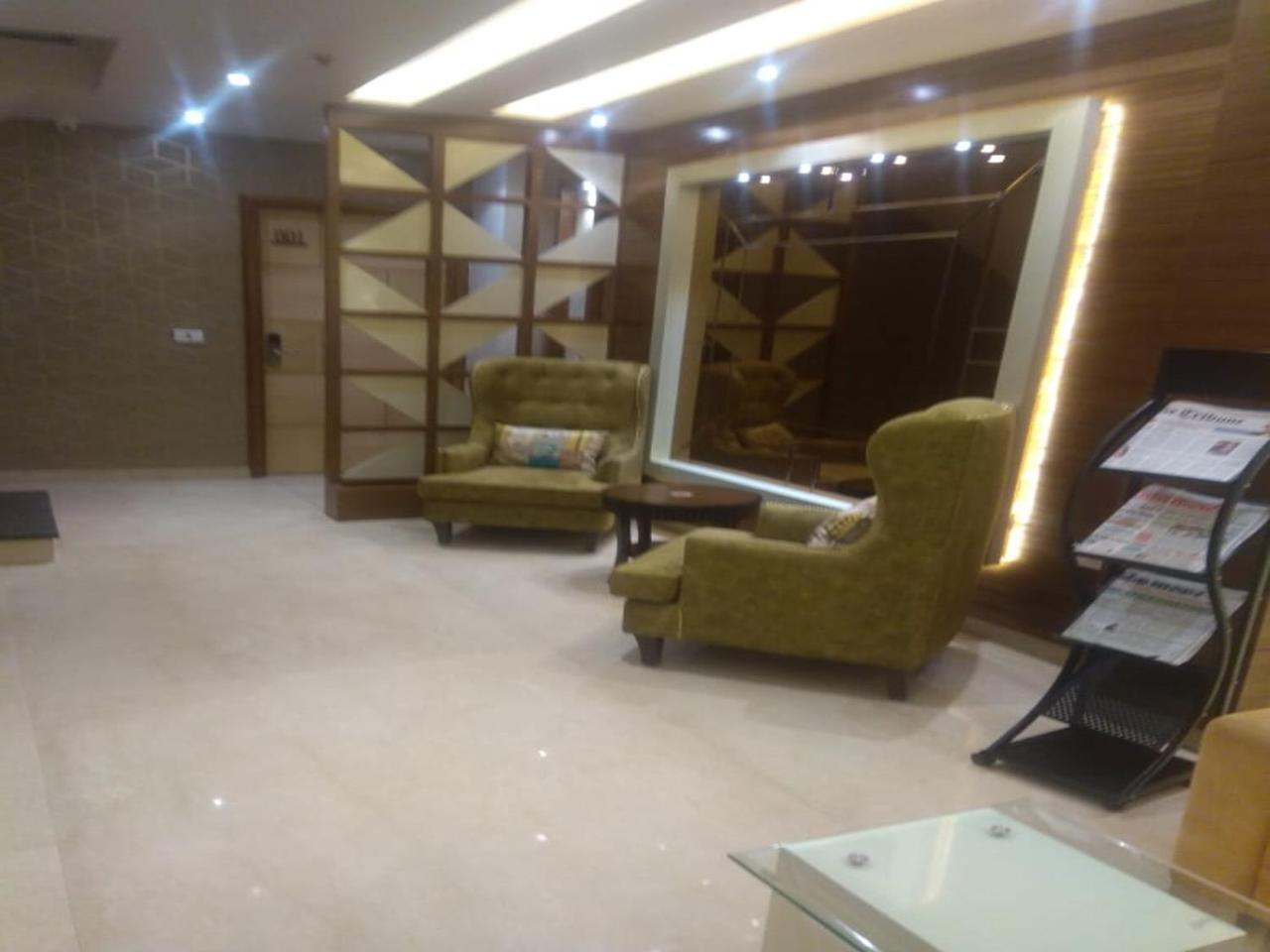 Csjs Inn By Krishna Group Of Hotels アムリトサル エクステリア 写真