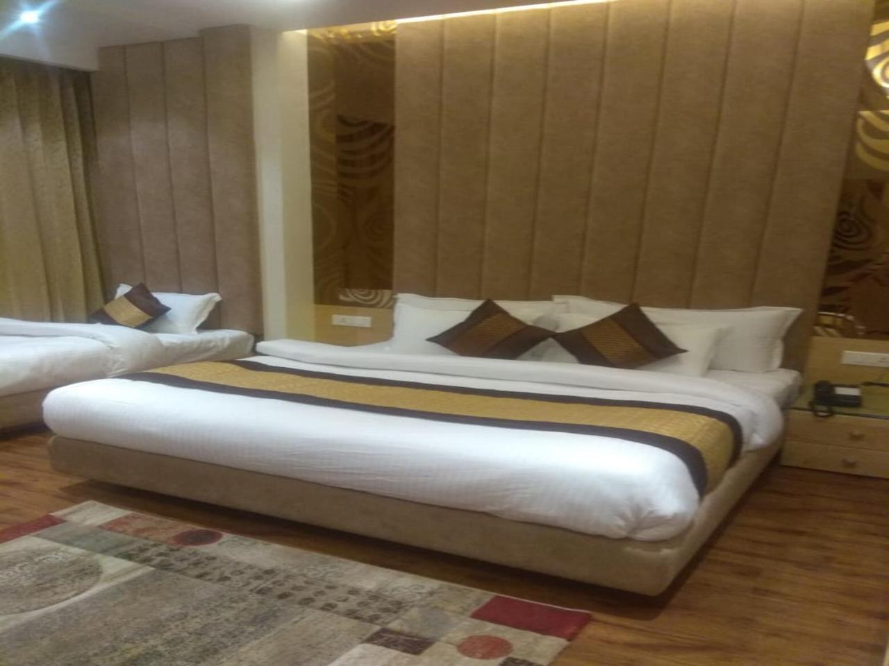 Csjs Inn By Krishna Group Of Hotels アムリトサル エクステリア 写真